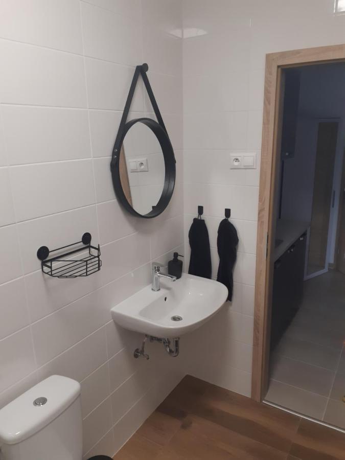 Vilka Cachtice Appartement Buitenkant foto