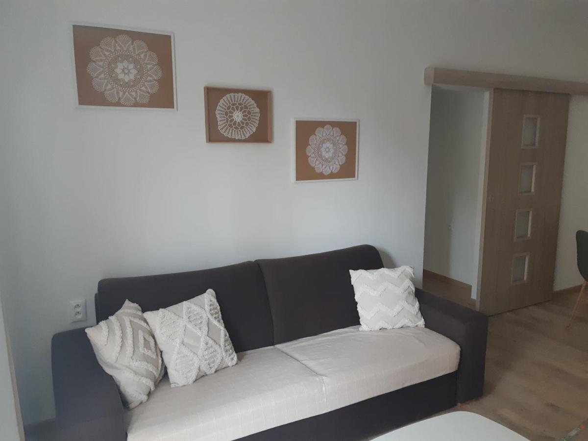 Vilka Cachtice Appartement Buitenkant foto