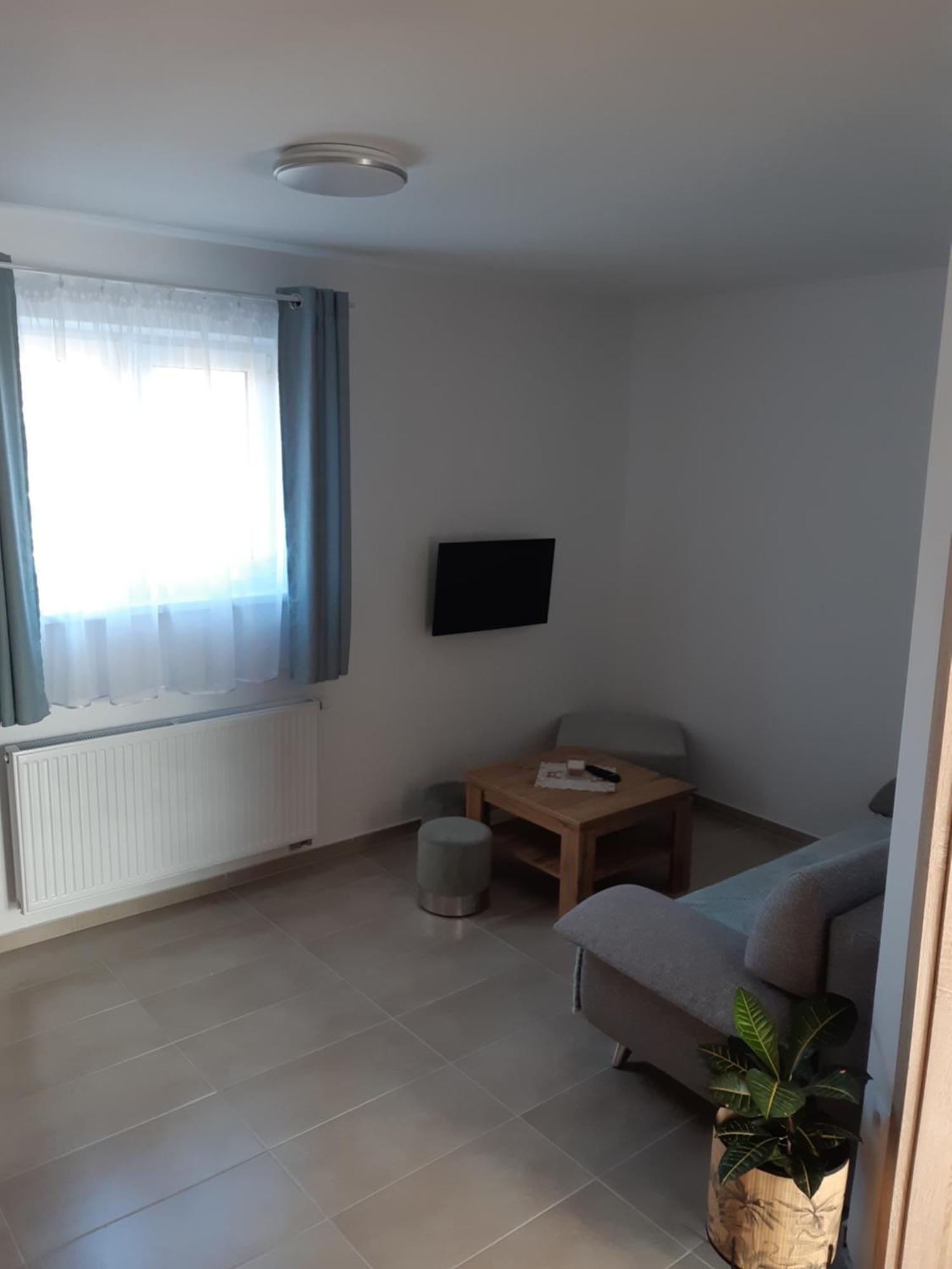 Vilka Cachtice Appartement Buitenkant foto